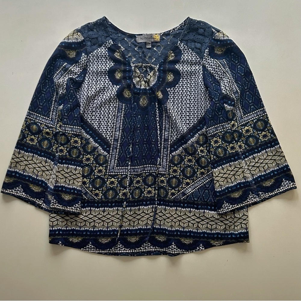 Figuerca Blue Geometric Lace Back V-Neck Tie Blouse 3/4 Sleeve Size M